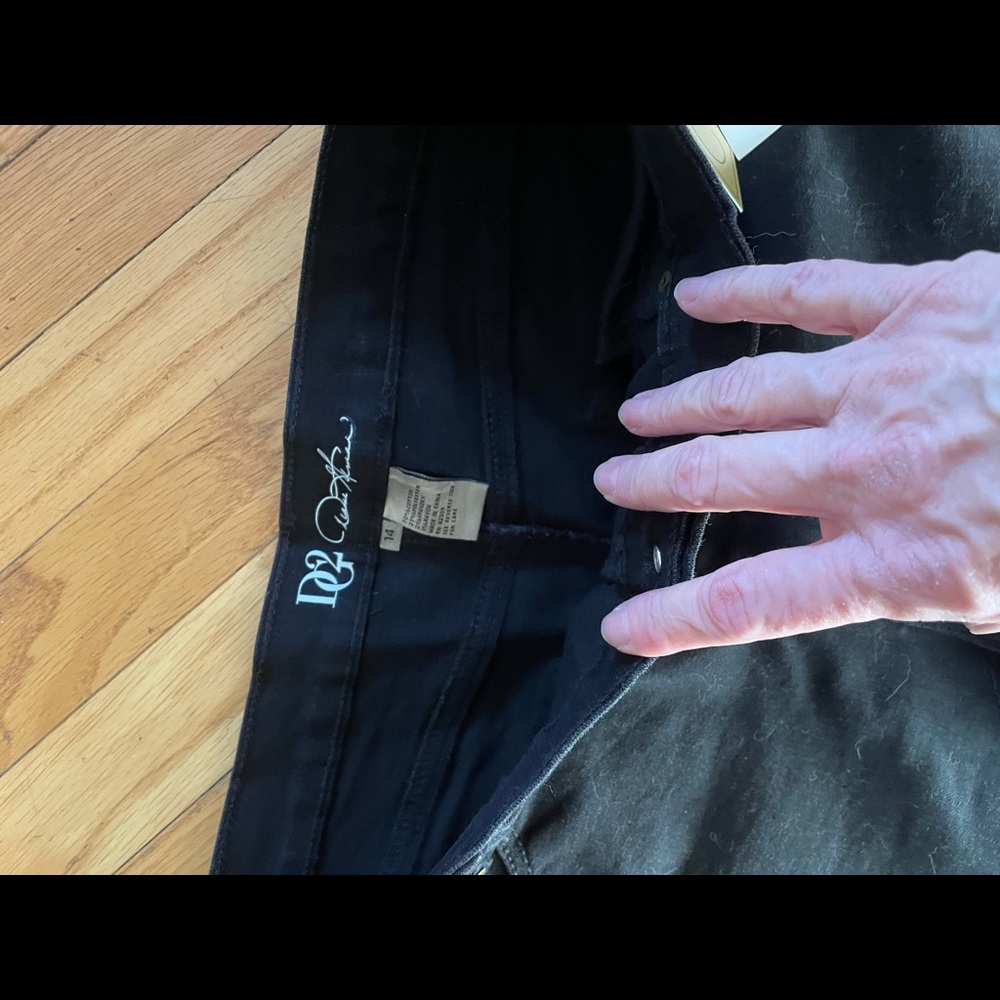 Diane Gilman Black Crop Jeans